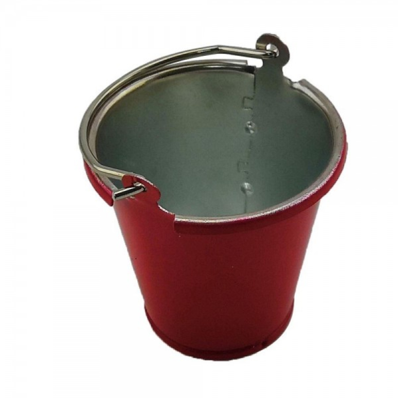 Metal buckets red as decor for the Scale model car