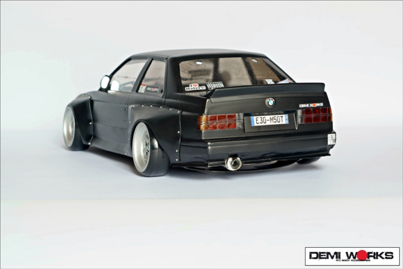 Kayhobbis Onlineshop for RC Cars Drift Crawler Demi Works BMW E30 Rocket Bunny Body Parts contains Fenders Set