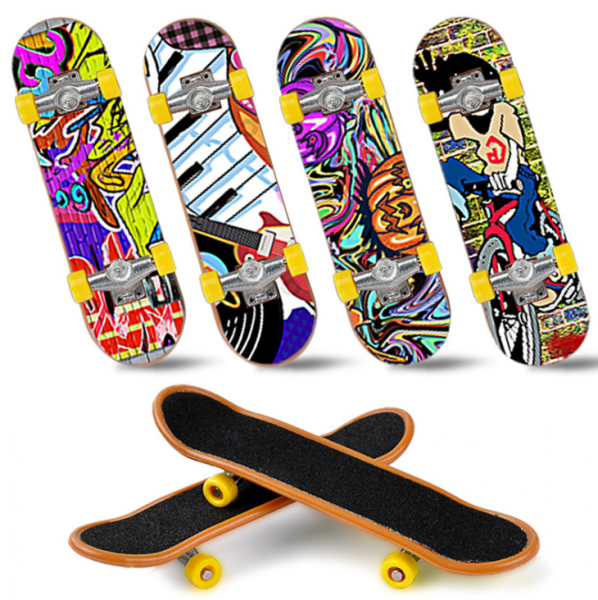 Skateboard 9.5x2.5x1.8cm